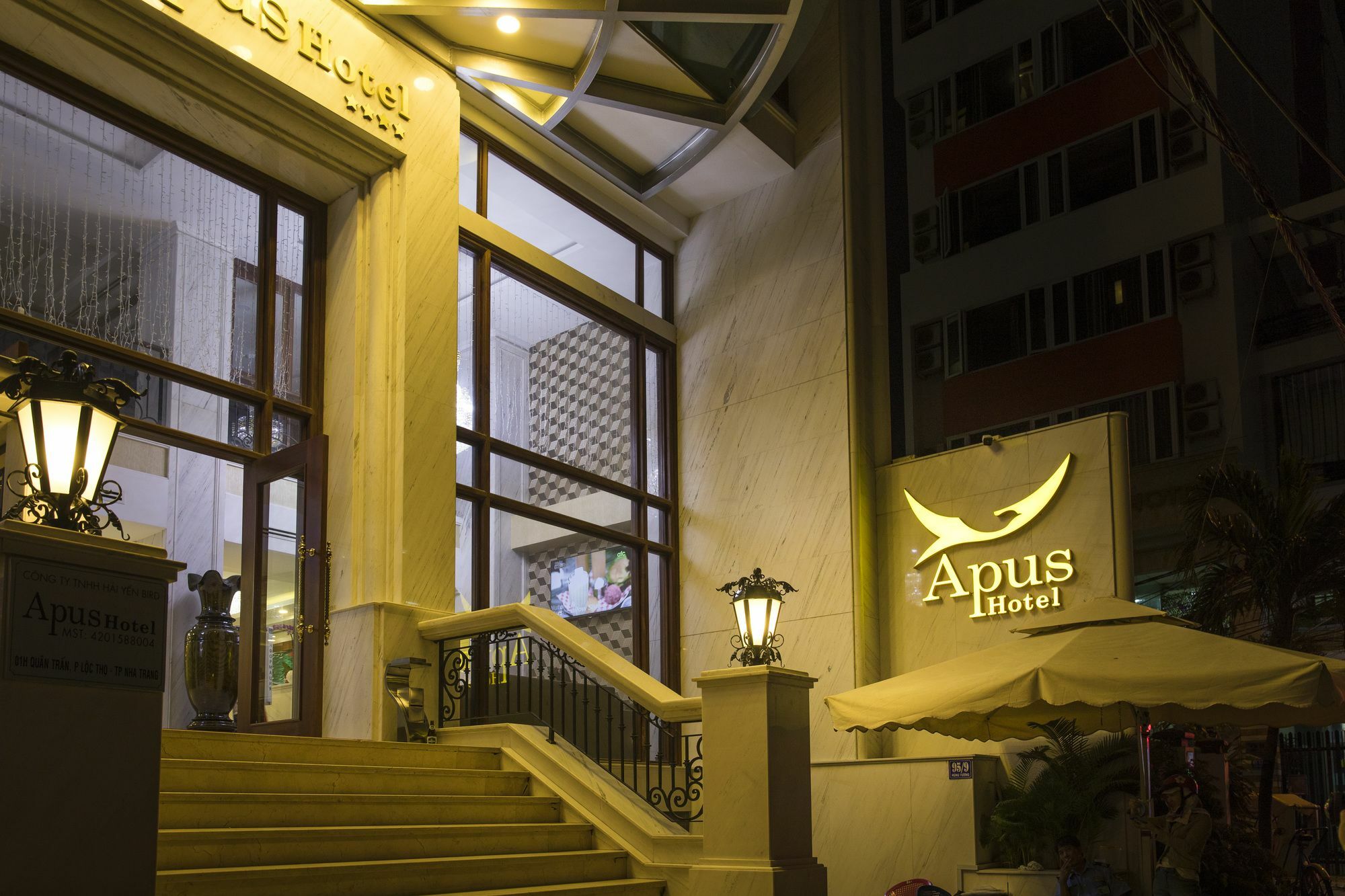 Отель Apus 4*